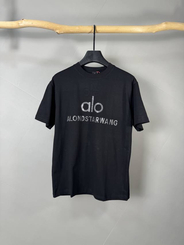Alo -Alo 25Ss新款春夏圆领宽松立体烫钻短袖T恤 重磅260G精梳赛络纺百分百纯棉面料 告别透薄尴尬 3倍密度撑起立体廓形耐受暴力机洗考验不变形 双车
