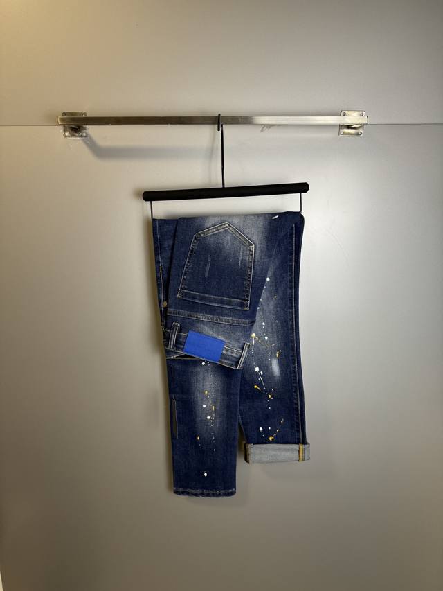 高品质 隔天出货 Prada 普拉达 男士丹宁牛仔裤，官宣画册海报穿搭款！ 客供高级进口的丹宁原色面料，特选日本冈山纯正13Oz 盎司牛仔布料，重磅环保植物酵素