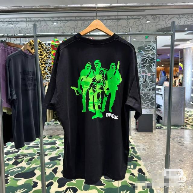 00124款A Bathing Ape 猿人猿军字母图案印花圆领短袖T恤 男女同款 码数Smlxlxxl 黑色
