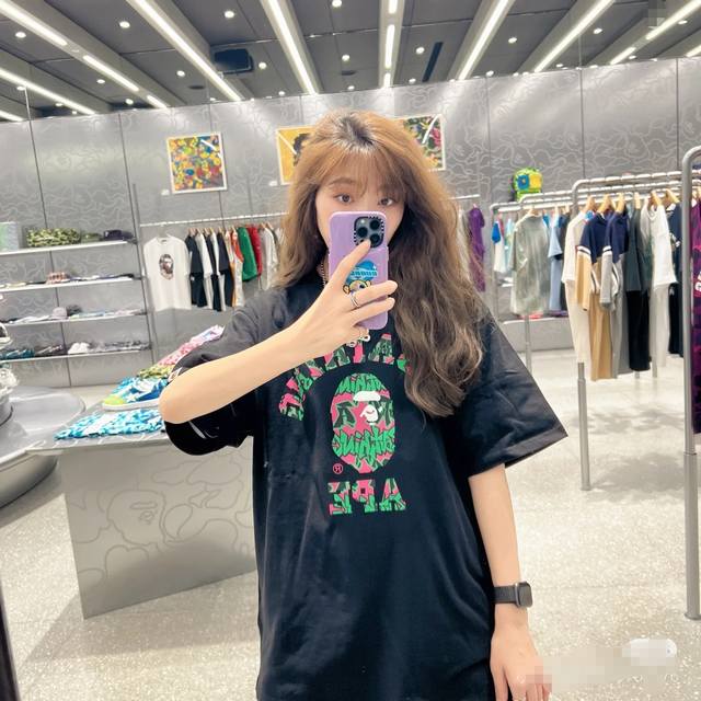 00189款Bape Ss23 撞色猿人头涂鸦印花短袖休闲圆领T恤 男女同款 码数Smlxlxxl 黑色白色