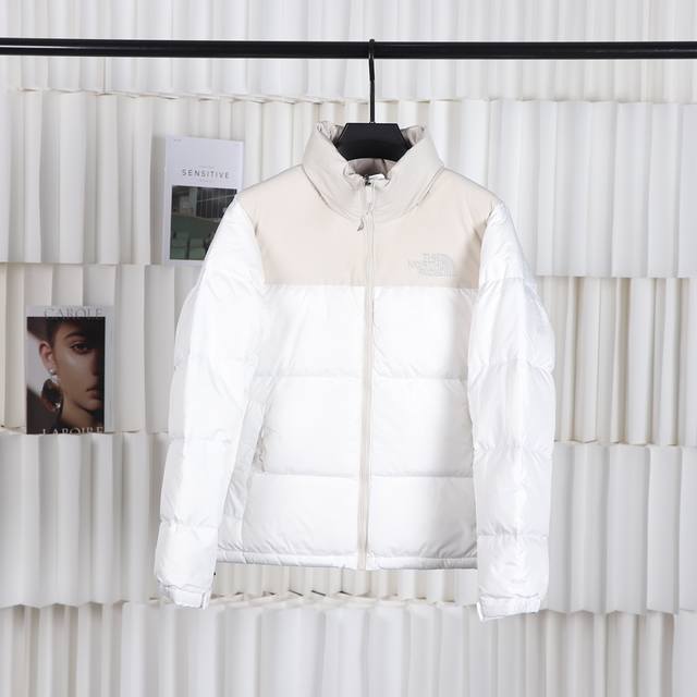 款号D01 顶级原版复刻版本 北面1996 Nuptse双拼系列羽绒服 顶级原版复刻版本就是指目前国内最高版本 没有之一 Og厂出品必是精品 匠心做一件放到专柜