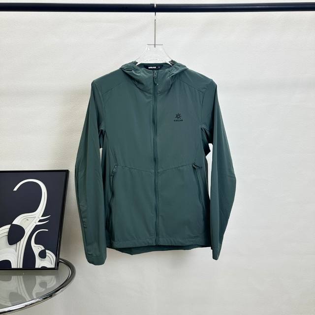 顶级版本 区别通货 款式：凯乐石Kailas立体3D胶印防晒服外套 颜色：图片色 尺码：S-Xxl 面料：防晒 辅料：全套定制辅料 无性别区分 男女同款