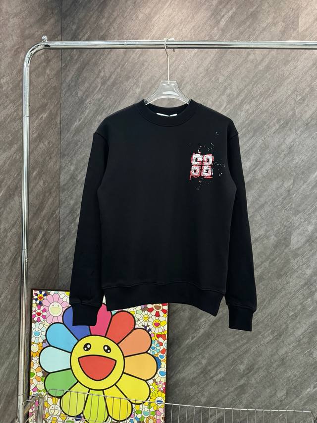 款号：Y51 纪梵希火焰重叠字母印花圆领卫衣 官网Zp对版经典纯棉卫衣 面料：420克32支纯棉毛圈面料 螺纹加密同缸同色 颜色一致 放心入手 做工细节做到极致