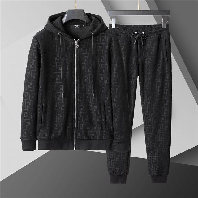 Fendi 芬迪 专柜新款居家运动套装 秋冬新品 采用进口客供定制面料 高端的品质 尽显奢华。13113尺码：M-3Xl