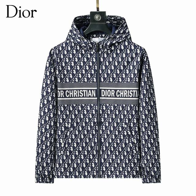 迪奥 Dior 夹克 风衣 贵族高级别要求订单 高标准定制　上身非常有型 经典百搭 客供五金 每颗都有独特Logo 冬季任何时装都可以搭配版型上也是非常的好 强