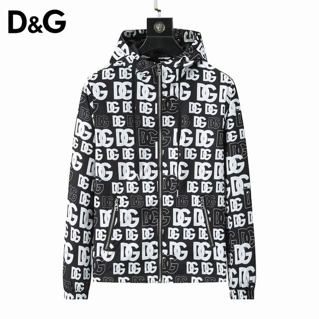 杜嘉班纳 Dg.....殿堂级奢侈品顶级风衣满足您对品质的苛刻要求专柜原单中厚款简约时尚从容百搭大气优雅不起皱快速复原奢华如新防风防水速干五金洗水唛显眼的品牌标
