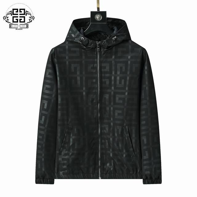 纪梵希 Givenchy 专柜款毛衣，独特绣花进口羊毛面料，高密度，保暖性更强，百搭毛衣，版型极好，冲着版型面料也要收的类型！码数：M-3Xl