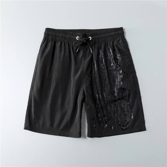 Dior 迪奥新款短裤.专柜经典Logo 沙滩裤，采用进口客供定制面料 高端的品质 尽显奢华。3820 尺码：M-3Xl