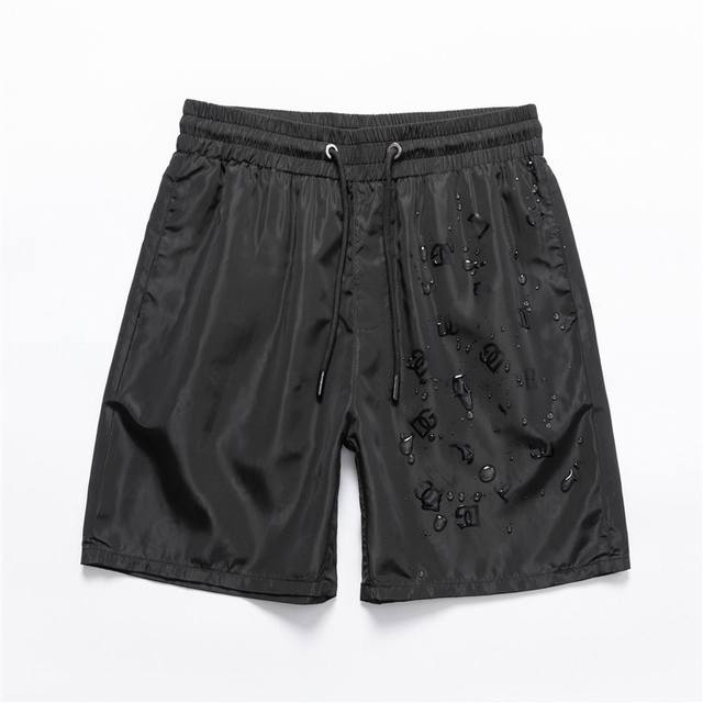 D&G 杜嘉班纳新款短裤 专柜经典Logo沙滩裤 采用进口客供定制面料 高端的品质 尽显奢华。3814 尺码：M-3Xl