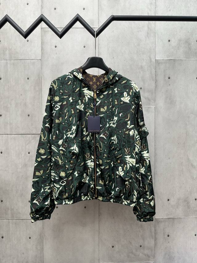 Louis Vuitton 路易威登25Ss新款Nigo 联名款 双面连帽拉链夹克 尺码：S M L Xl
