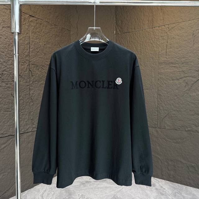 Moncl* 蒙口* 2025秋冬新款厚长袖T恤 320克纯棉字母Logo 植绒+章仔刺绣 颜色：黑色 白色 夜幕蓝 码数：S M L Xl