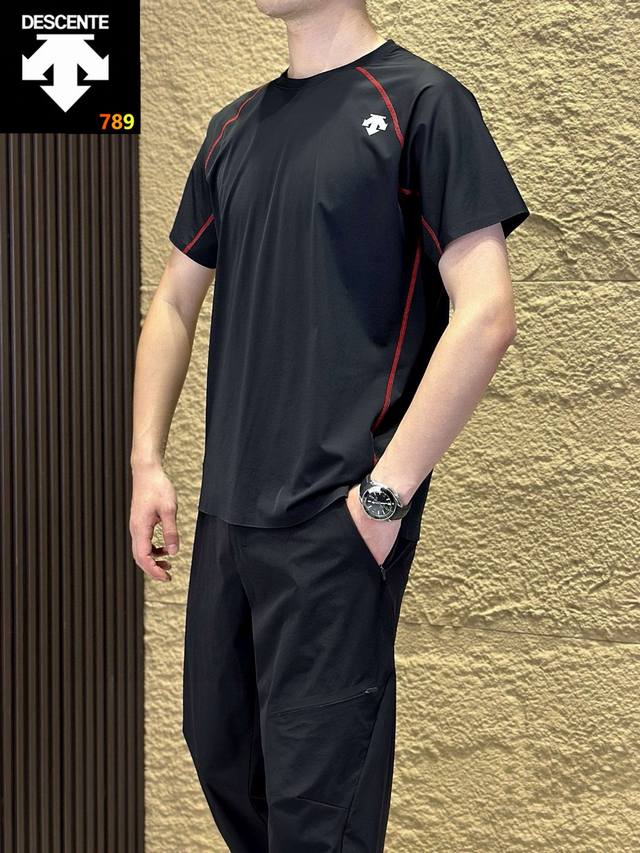 迪桑特 明线撞色设计短袖 户外速干透气 四针六线 压胶短袖T恤 颜色：黑色 红色 卡其色 浅灰色 深灰色 尺码：M---3Xl 吸湿透气 防晒短袖T恤 不惧汗湿