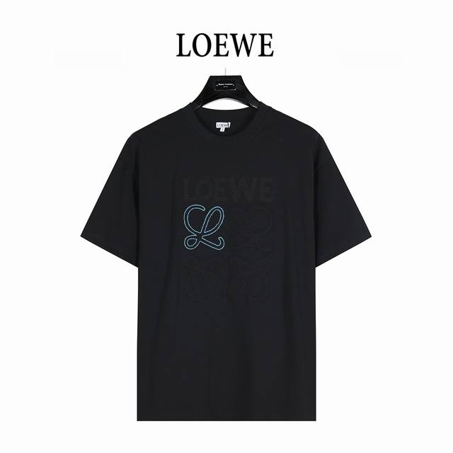 Loewe 罗意威 25Ss 浮雕刺绣贴布短袖T恤 胸前经典双拼色万针刺绣简约字母 贴布镂空大标刺绣多重重工艺 男女同款！ 短袖不在千篇一律的大众脸，而是一定要