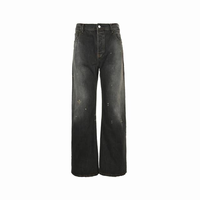 Acne Studios 24Fw M泼墨牛仔裤 这款牛仔的洗水颜色绝对是众多牛仔裤里独一无二的颜色存在，它有着棕+灰+烟灰三种 色调组成，减去了以往过于浮夸的