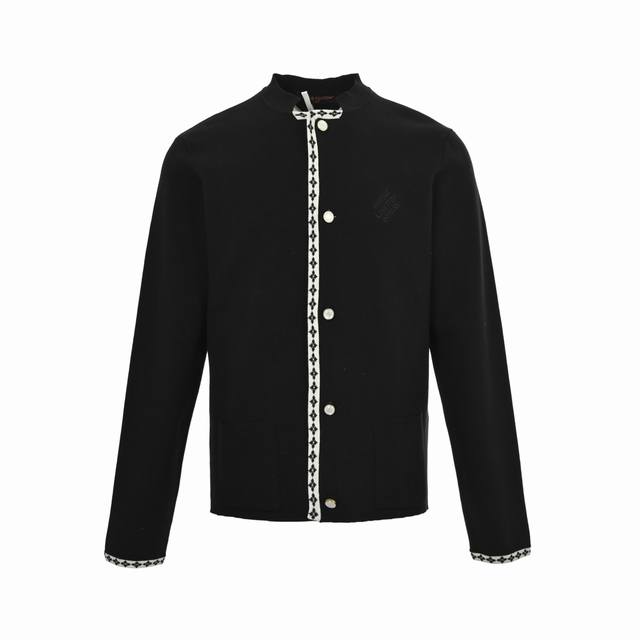 Louis Vuitton 路易威登 25Fw 菱形老花门襟夹克外套 采用42支精纺毛纱14针横机织造，单件织片耗时200分钟匠心呈现，独创四色提花门襟工艺，经