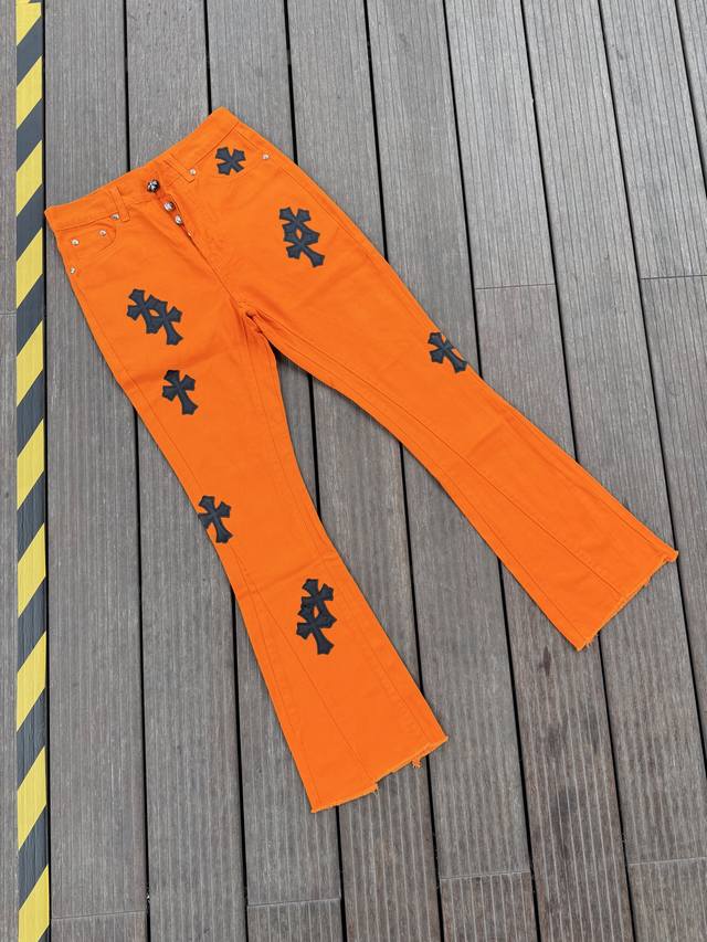 顶级版本，区别市场通货 Comehearts 多巴胺橙阔腿裤 顶级重工时髦设计一贯的高街奢华风格打造 说起这个风格藏银家族跟Gu家族绝对是其中的翘楚代表性品牌