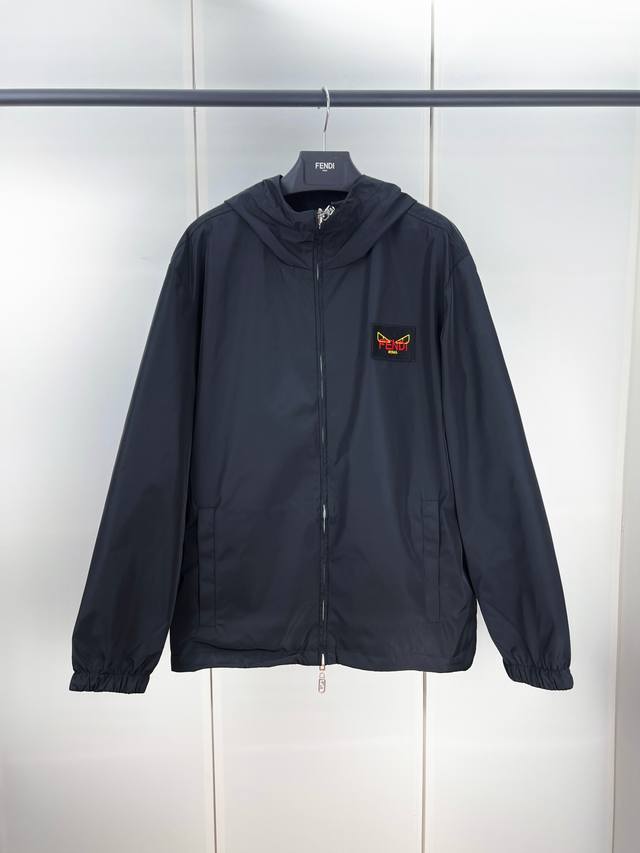 Fendi芬迪Ff满印刺绣徽标双面穿夹克风衣外套 S M L Xl