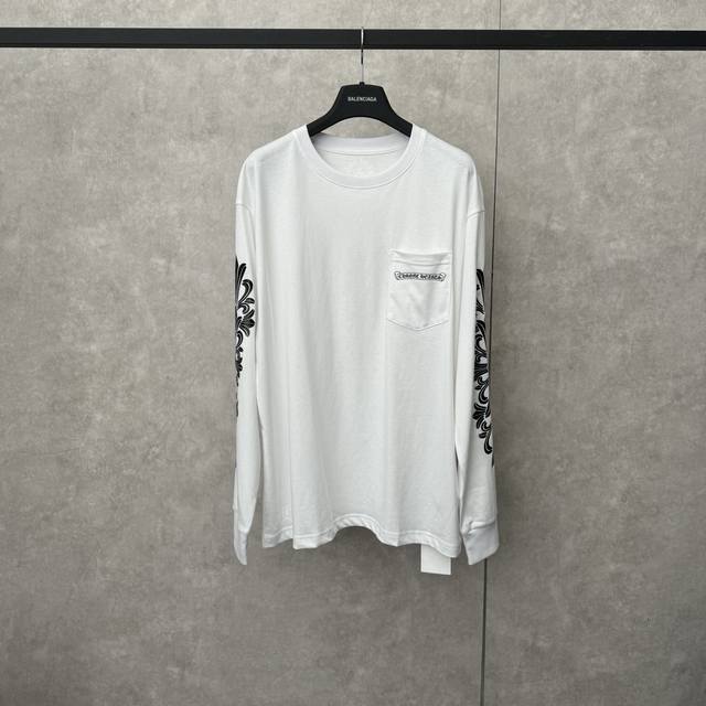 Ch 克罗心Aspen 涂鸦限定长袖 Size S M L 面料采用26织220克全棉材质 印花采用油墨印花 定制辅料