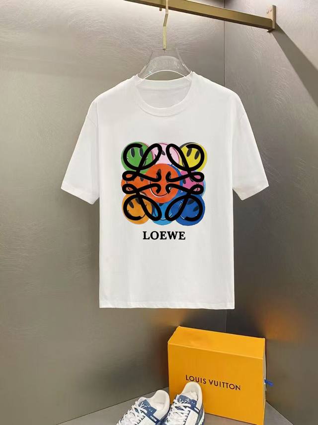 罗意威 2025早春新款首发专柜最新款短袖圆领T恤 高端订制 设计前卫时尚！高端定制高支长绒棉面料.穿着舒适.专柜级别精致车线.做工精细.上身效果无敌帅气！型男