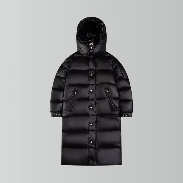 顶级版本 Moncler 蒙口长款玛雅行走的棉被 超爆款！ 法国羽皇 Fw最新出品 长款连帽羽绒服 切块压线设计，超厚实面包服，极具个性和设计感，过膝的加长版型