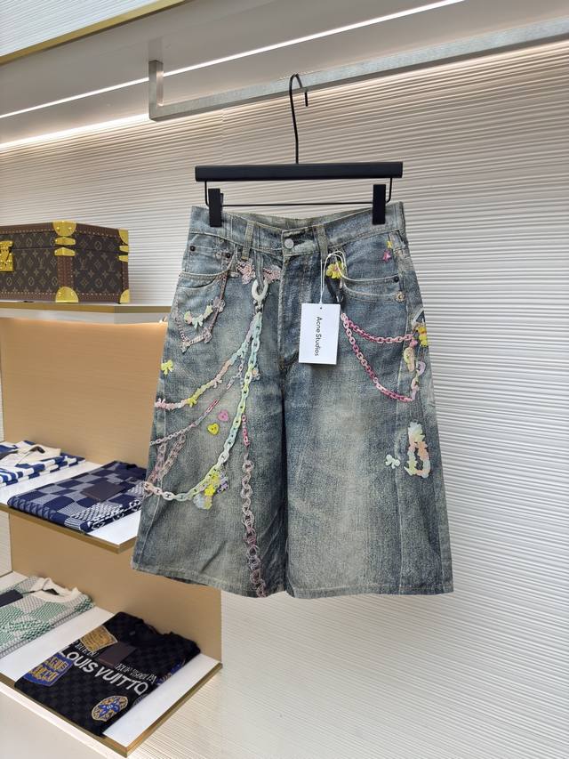 Acne Studios 链条3D印花直筒短裤 正品：3174购入开发 货号：1680155-A65 面料：牛仔布 工艺：印花 版型：合身版型 克重：440克