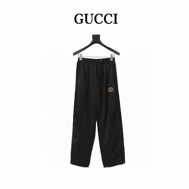 Gucci 古驰 24Fw 镂空双G刺绣半拉链校服套装长裤 轻奢主义 男女日常通勤穿搭必备单品 正确版本 欢迎对比 详细特征 客供级平纹针织涤纶棉面料 55%涤
