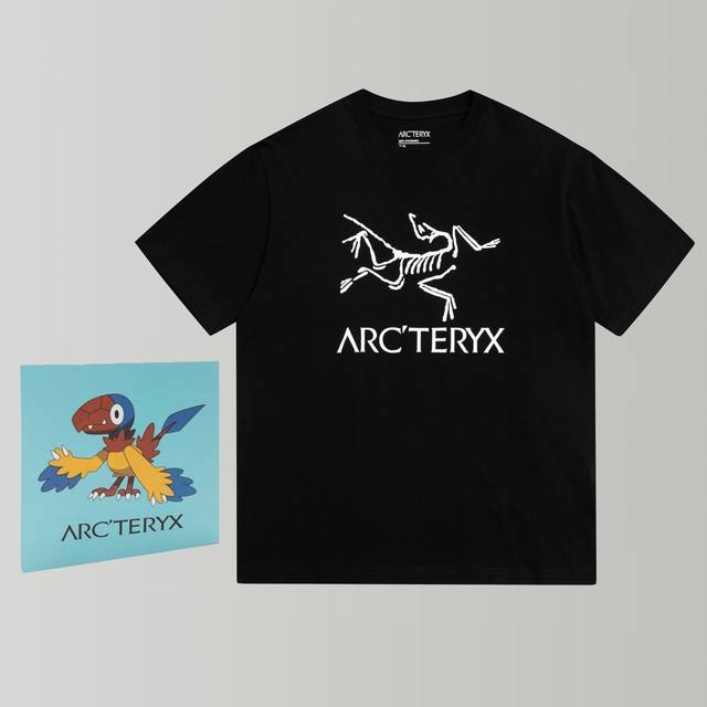 款号112-1码数Xs-S-M-L。黑 白两色 男女同款 Arc'teryx始祖鸟春夏基础课170度高温烫胶印图百搭个性T恤 这款不挑年龄段，上身太好看 柔底油