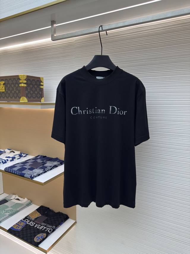 Dior 字母标识印花短袖T恤 正品：7309购入开发 货号：1680132-X95 面料：针织面料 工艺：印花制作 版型：合身版型 克重：约230克 尺码：X