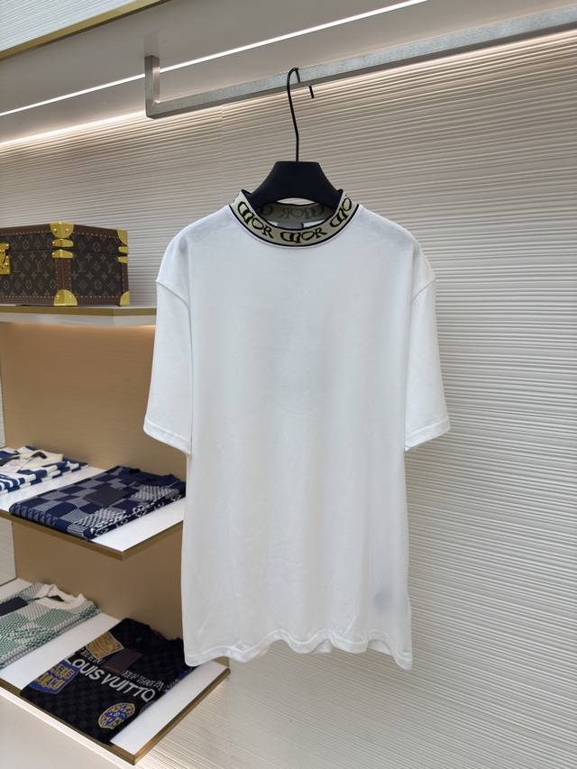 Dior 提花艺术螺纹短袖T恤 正品：5899购入开发 货号：1680129-X75 面料：纯棉面料 工艺：提花制作 版型：合身版型 克重：约335克 尺码：X