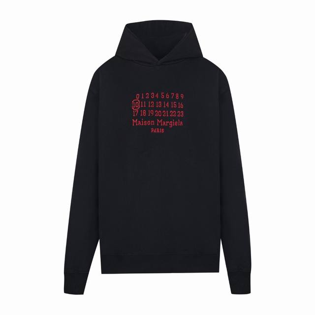 高版本Maisonmargiela 马吉拉 刺绣数字字母连帽卫衣，男女同款。 采用460G重磅毛圈面料 非市面 G薄款普通版本 注意区分！过高温缩水2次 不计成