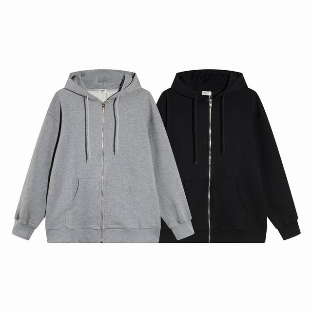 211款，高端定制，最高品质版本Celine*家Logo印花连帽开衫，采用独家定制480G原版1:1双股双纱纯棉面料，定织定染同缸无色差罗纹，定制1:1辅料，三