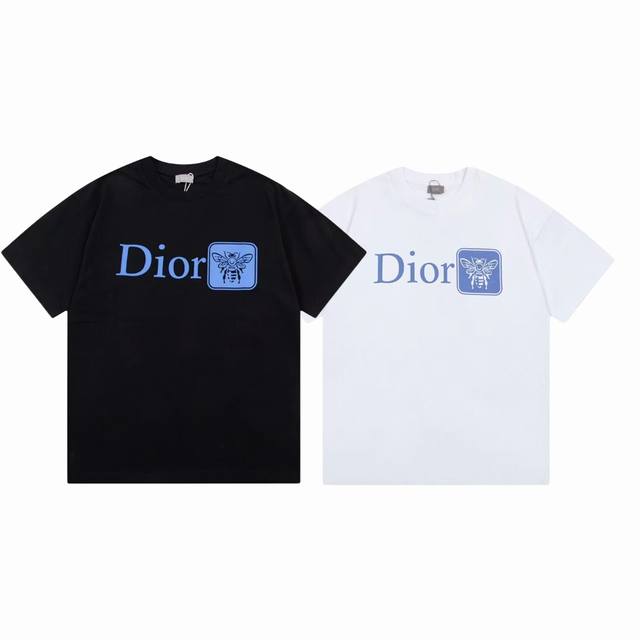 上新款号: D1056 Dior 2025春夏新款首发专柜最新款短袖圆领T恤印花 -面料：280G双纱纯棉短袖，配套32支纯棉罗纹 原版面料 官方同款 男女同款