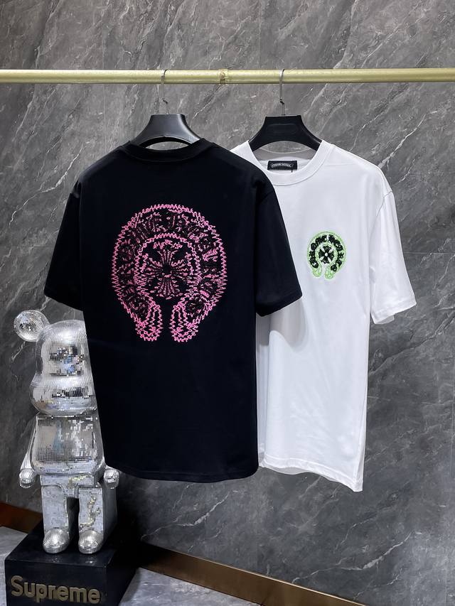 8986# 夏季上新 Chrome Hearts 25Ss 高版本磨破！ 高克重环保优质顶级面料 280G 克罗马蹄梵文十字架刺绣短袖 真空绣法！重工刺绣！！！