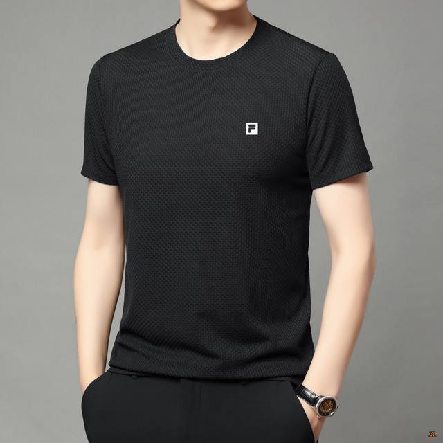 斐乐 独家实拍上新夏季高品质圆领短袖T恤上衣服无痕半袖冰丝体恤冰丝速干短袖，本季主打，货源充足，放心主推，高端品质，经典设计，做工出色，经典百搭，上身效果极佳