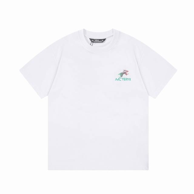 Arc 夏季新款 定制260G双股纯棉面料 前幅数码喷印Logo 后幅发泡工艺 男女同款 短袖T恤 颜色：黑 白 尺码：Xs-L