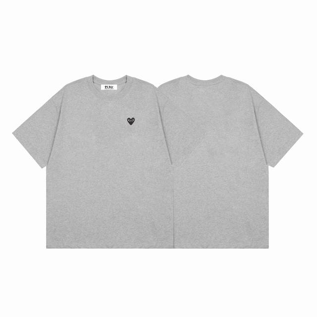 Comme Des Garcons川久保玲Play经典小爱心经典系列纯色夏季短袖 颜色： 白色 黑色 粉色 杏色 天蓝色 藏蓝色 灰色 尺码：M L Xl Xx