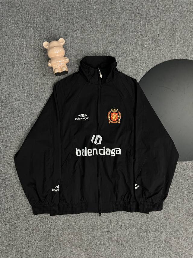 顶级版本 区别通货 25Ss巴黎世家 Balenciaga Blcg 76曼联刺绣嵌条轻奢主义男女日常通勤穿搭必备单品正确版本随意对比详细特征 采用T800专业