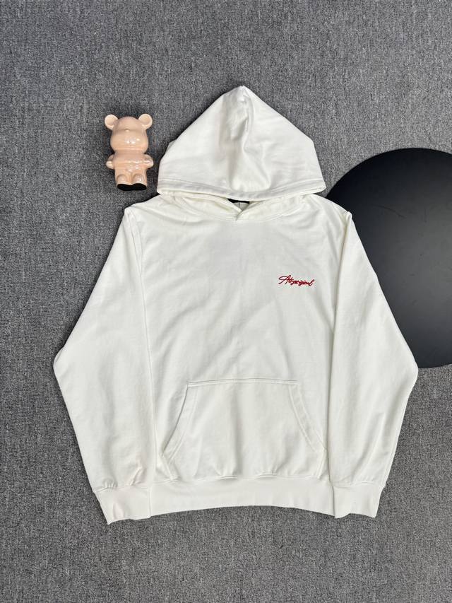 顶级版本 区别通货 25Ss Louis Vuitton 路易威登 前后刺绣 大Logo标识精致升级，灵感源自八十年代复古 原版面料圆领毛圈 同缸染面料 手感非