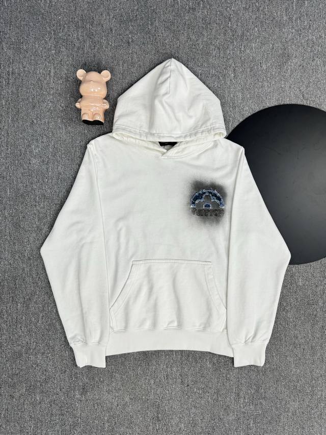 顶级版本 区别通货 25Ss Louis Vuitton 路易威登 手剪烧花工艺 标识精致升级，灵感源自八十年代复古圆领卫衣 同缸染面料 手感非常舒服 450克