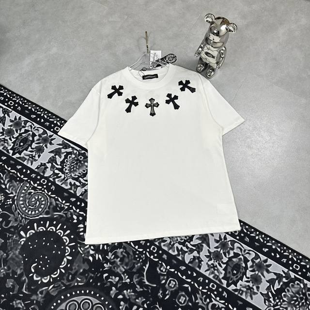 款号：G09---顶级版本 Chrome Hearts 克罗心金属刺绣拼皮脊背十字架短袖Ｔ恤男女同款 - 顶级复刻版本 - 克罗心目前全球专卖店分设于美国、日本