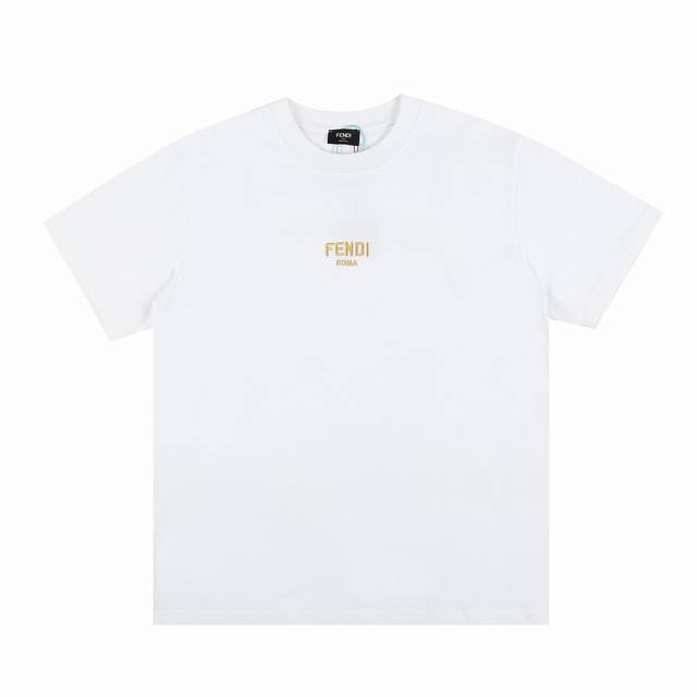 顶级版本 区别通货 Fendi芬迪 新款 刺绣短袖 采用定制定染高克重原版面料，1-1工艺制作，宽松Oversize版型，欧版大版型 男女同款，区别市场通货版本