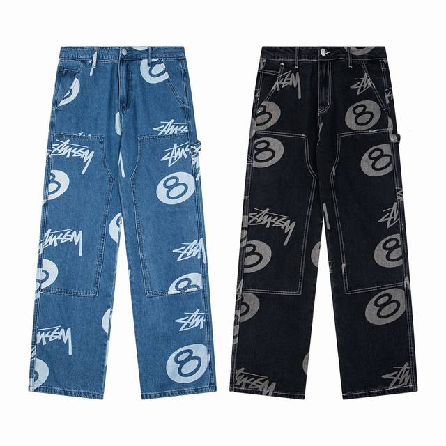5037# Stussy 斯图西 美式潮牌宽松版型牛仔长裤 满印Logo 黑8印花 口袋徽标 经典款式高街滑板摇滚风格 颜色：黑色 兰色 码数：S M L Xl