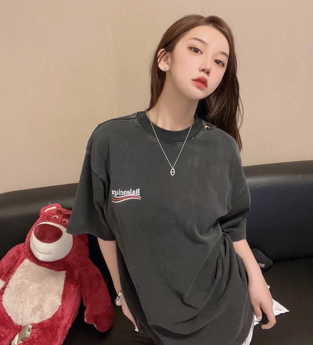 款号：G79-顶级版本！Balenciaga巴黎世家23Ss水洗做旧可乐波浪磨烂短袖T恤 Blcg 春夏款可乐波浪短T，专柜同步，重工洗水磨破做旧工艺，细节领口