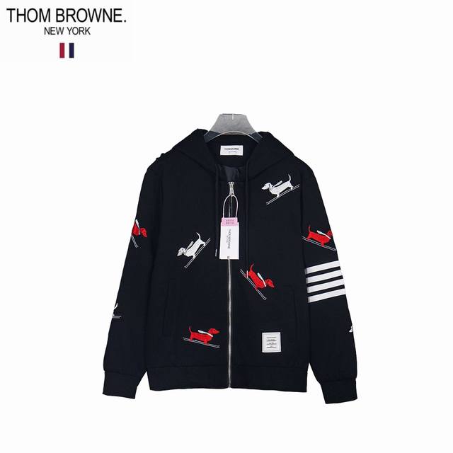 Thom Browne 汤姆布朗 25Fw小狗刺绣四条杠华夫格连帽针织开衫外套 透气舒适度高，专柜定制华夫格面料，春季非常适合单穿的一款卫衣外套，经典百搭，男女