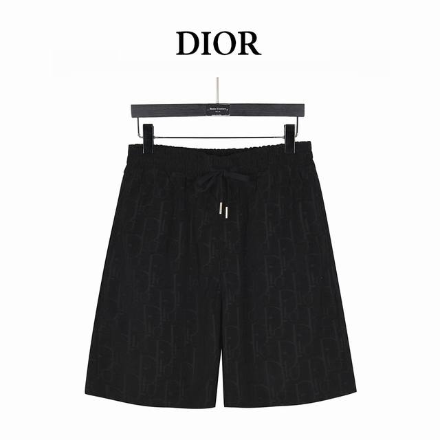 Dior 迪奥25Ss 暗纹Cd满印Logo提花毛巾短裤 25新款针织短裤，定制面料采用威化布织法，提花针织工艺， 版型紧致立体，定制裤绳五金质感强，顺滑，上身