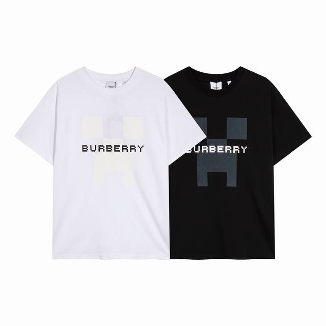 高端品质，独家定制，巴宝莉Burberry 我的世界联名限定字母Logo背后刺绣圆领短袖，采用定织定染高克重原版面料，洗水完高达280G纯棉面料，螺纹增加到2.