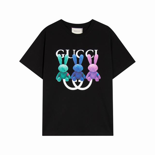 高端品质，独家定制，古奇Gucci 兔年限定字母Logo圆领短袖，采用定织定染高克重原版面料，洗水完高达280G纯棉面料，螺纹增加到2.7不变形。，1-1工艺制