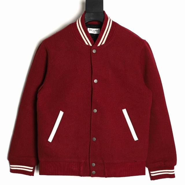Saint Laurent Paris 圣罗兰 签名棒球服外套 面料克重平均近900克,采用羊毛+睛纶混纺 下摆的针织罗纹也是定织的 内衬是丝滑细腻的铜氨纤维材