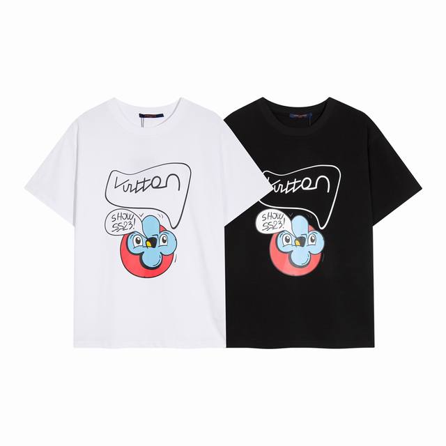 高端品质，独家定制，Lv卡通四叶草字母Logo圆领短袖，采用定织定染高克重原版面料，洗水完高达280G纯棉面料，螺纹增加到2.7不变形。，1-1工艺制作，宽松O