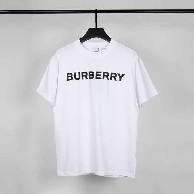 高端品质，独家定制，Burberry 立体发泡字母Logo圆领T恤，采用定制定染高克重原版面料，洗水完高达280G纯棉双纱面料，螺纹增加到2.7不变形，宽松Ov